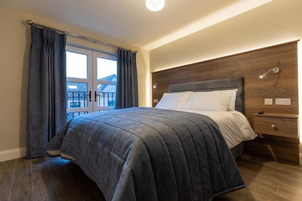 Luxury Town Centre Apartment Кукстаун Экстерьер фото