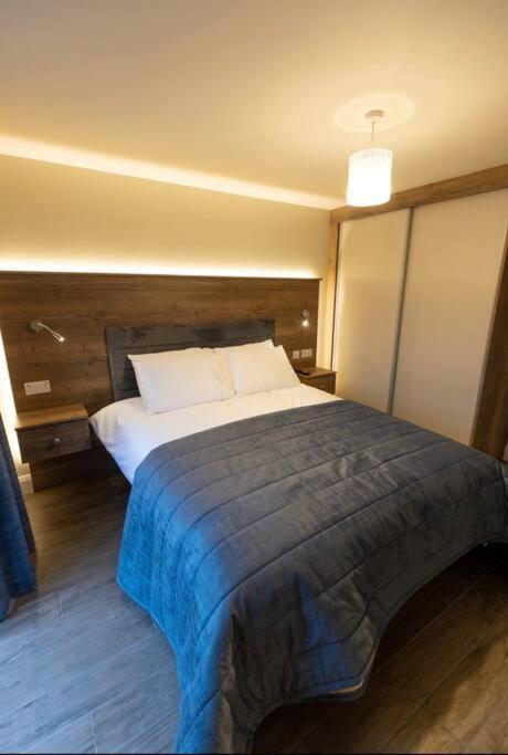 Luxury Town Centre Apartment Кукстаун Экстерьер фото
